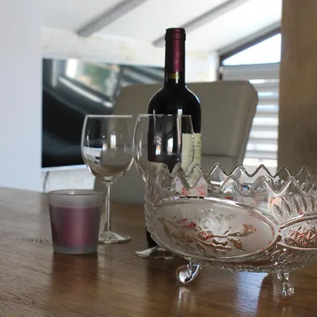Apartamento Mia With Pool Near Medulin Ližnjan