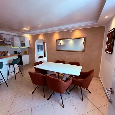 Apartment Mia With Pool Near Medulin Liznjan
